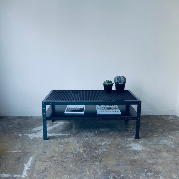 LOW TABLE（2Plates) – MILLS