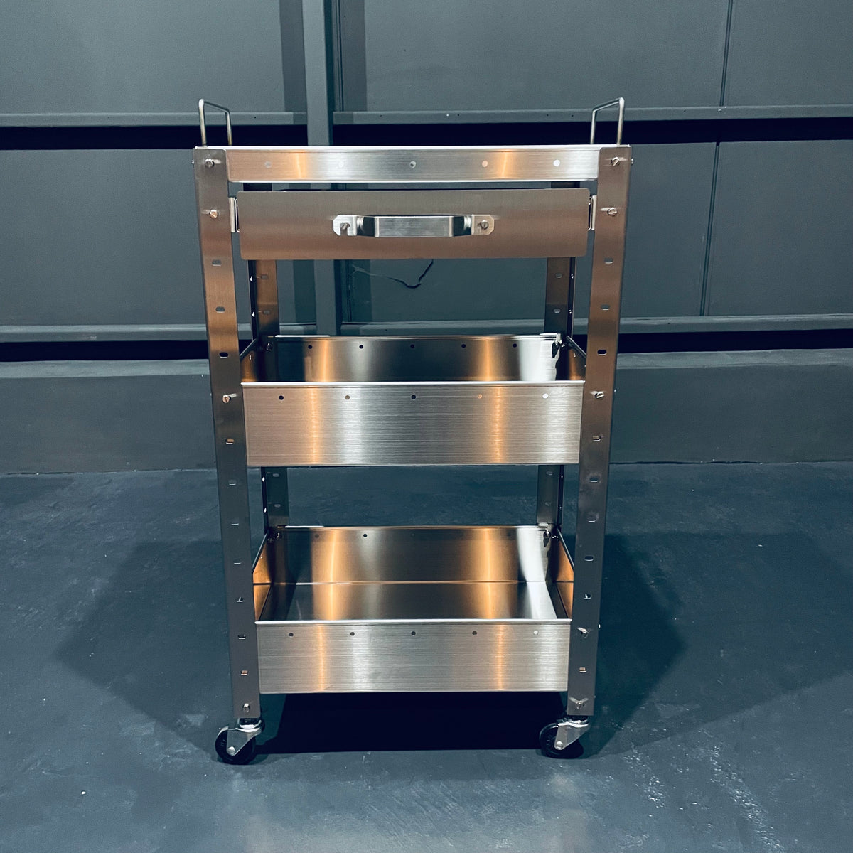 ステンレススチール 3段キッチンワゴン【MILLS type s】 ステンレススチール 3段キッチンワゴン【MILLS type s】 楽天